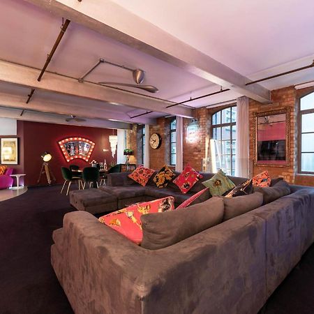 Amazingly Luxurious Loft Apartment, Soho - 3 Bedrooms, 2 Bath & Office Londres Exterior foto