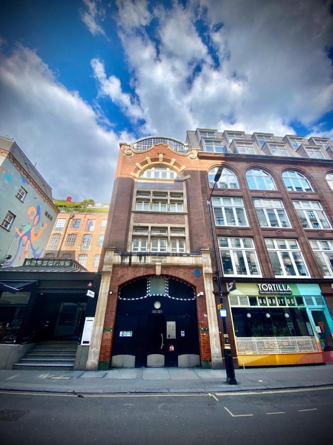 Amazingly Luxurious Loft Apartment, Soho - 3 Bedrooms, 2 Bath & Office Londres Exterior foto