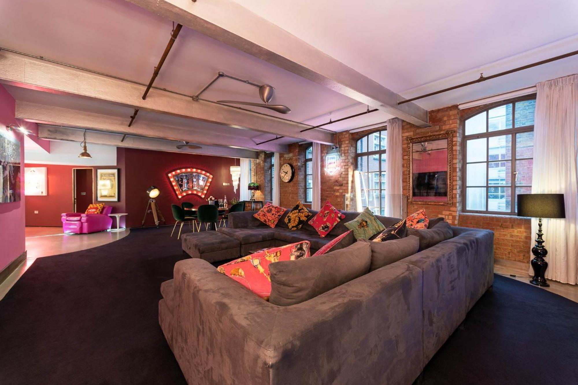 Amazingly Luxurious Loft Apartment, Soho - 3 Bedrooms, 2 Bath & Office Londres Exterior foto
