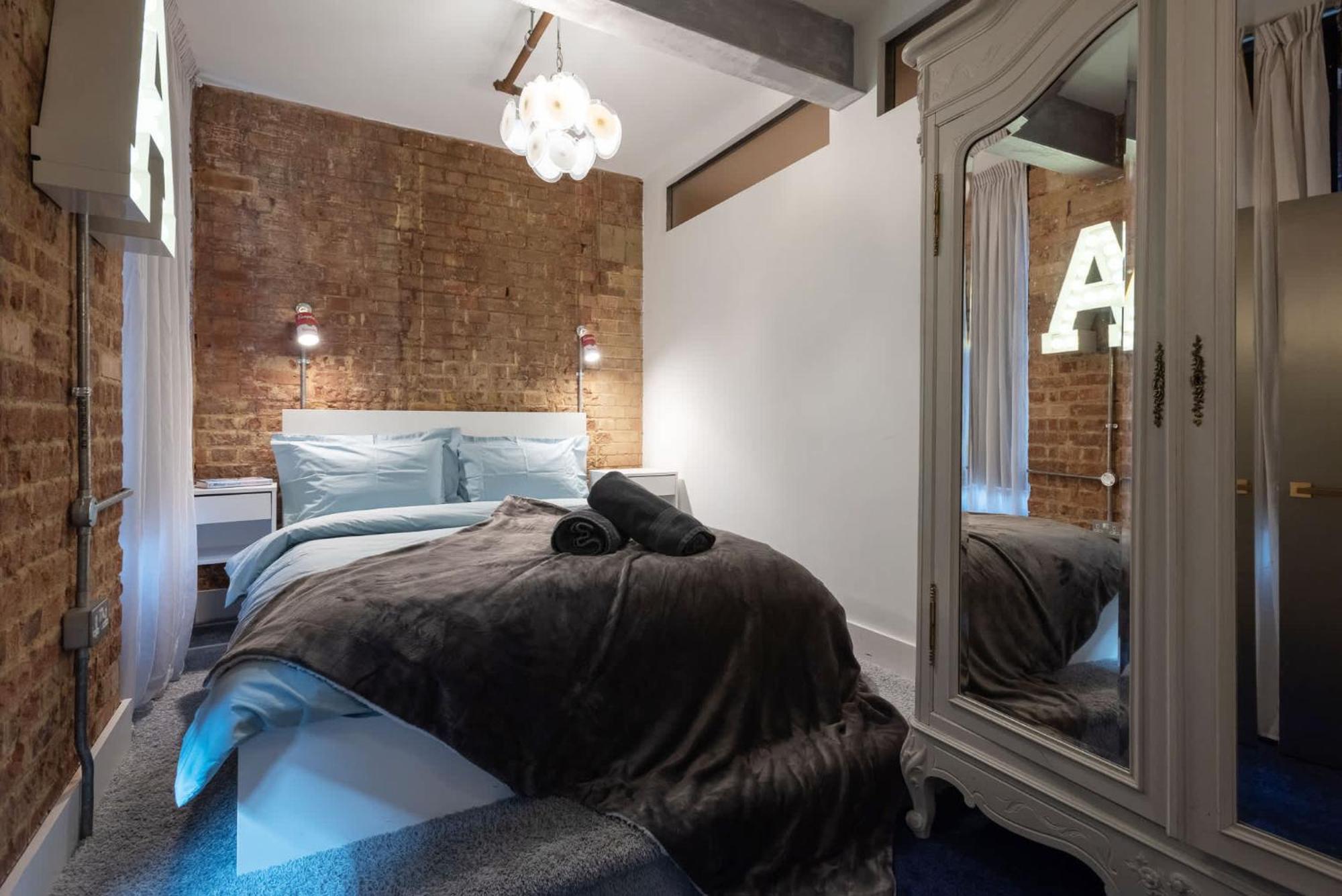 Amazingly Luxurious Loft Apartment, Soho - 3 Bedrooms, 2 Bath & Office Londres Exterior foto