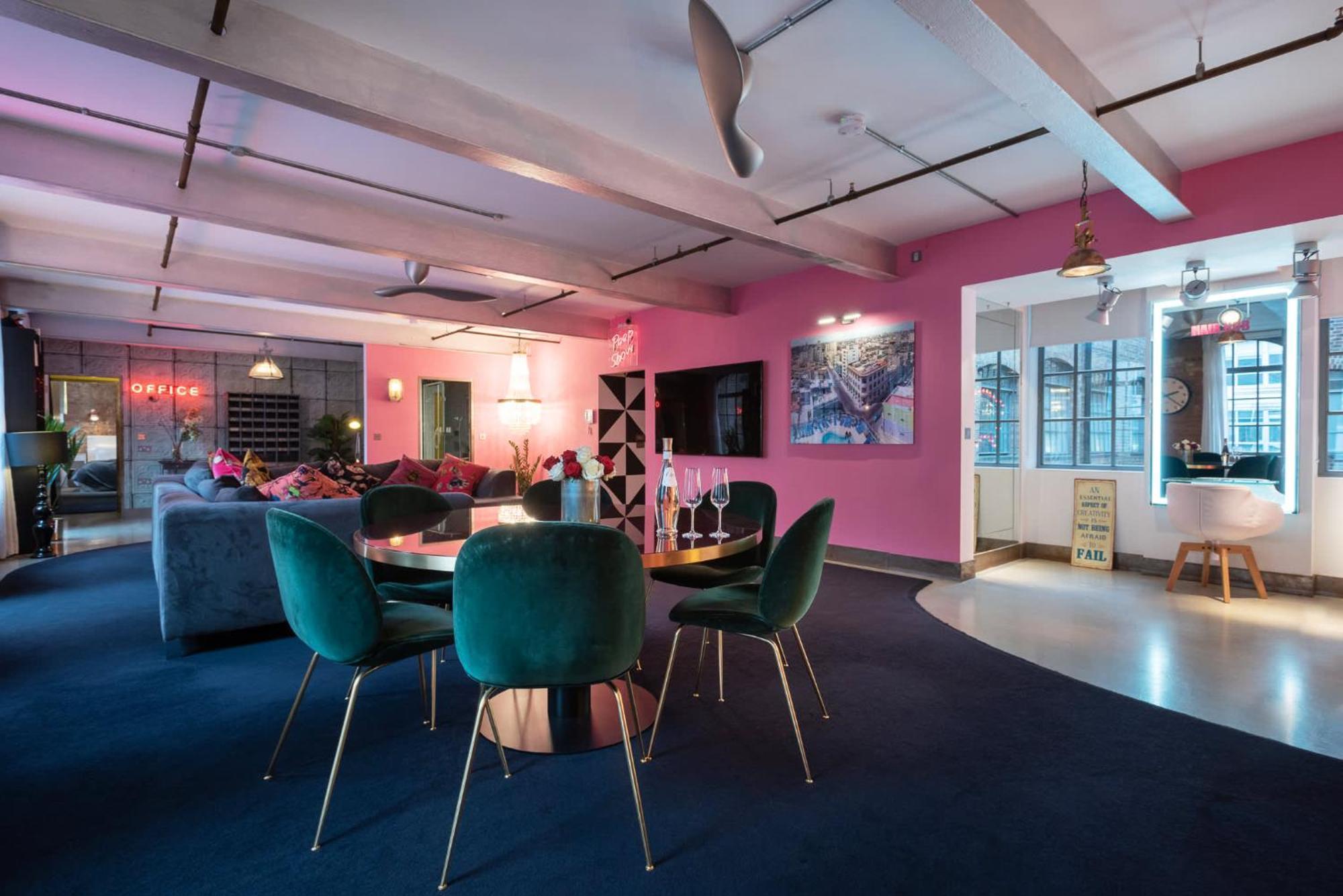 Amazingly Luxurious Loft Apartment, Soho - 3 Bedrooms, 2 Bath & Office Londres Exterior foto