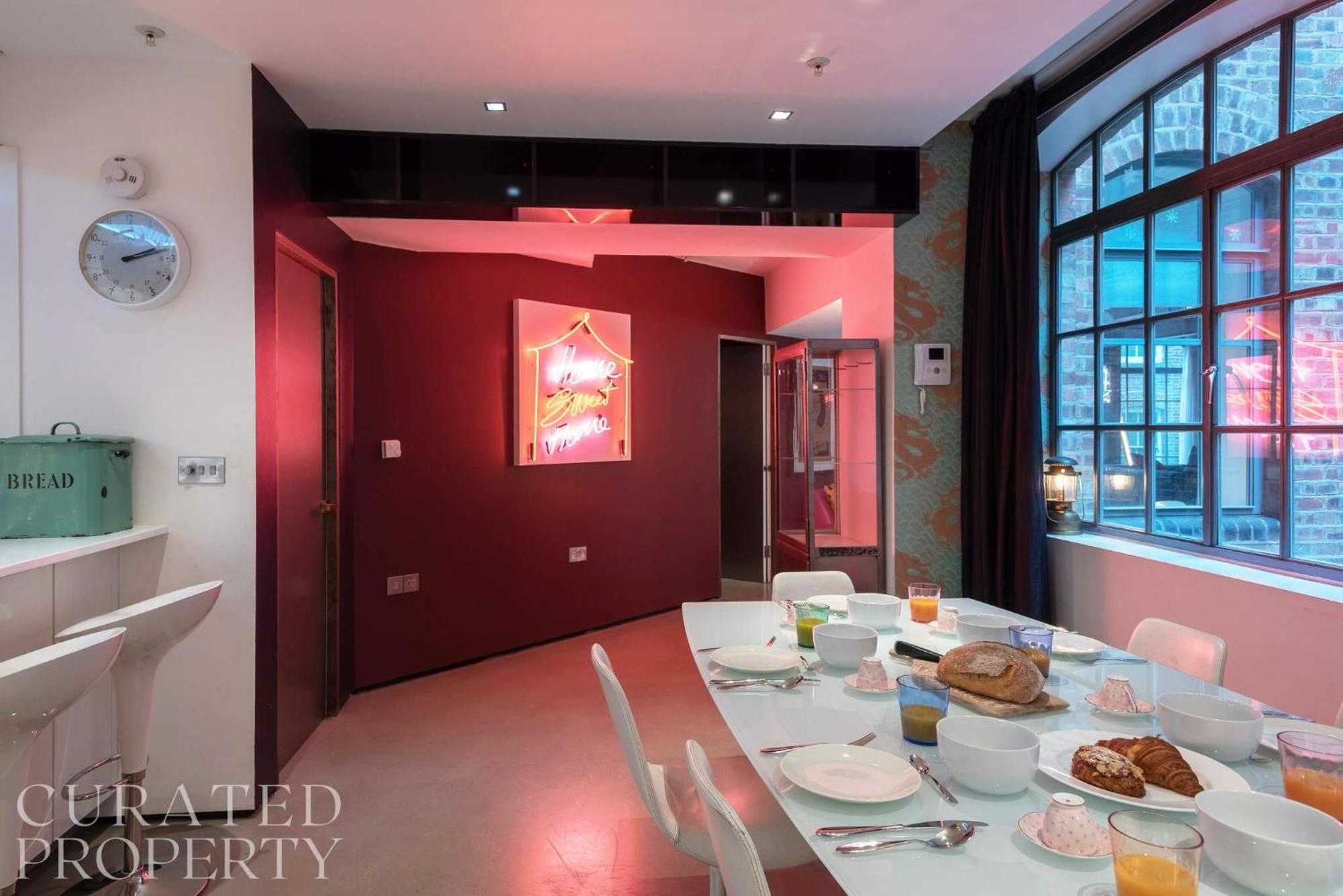 Amazingly Luxurious Loft Apartment, Soho - 3 Bedrooms, 2 Bath & Office Londres Exterior foto