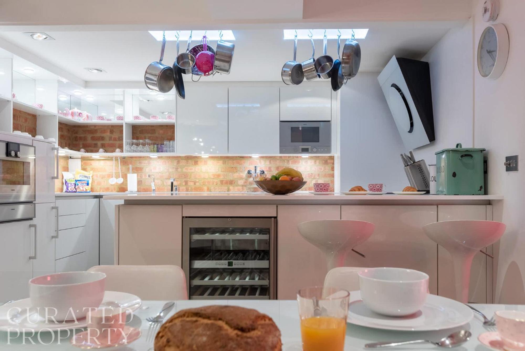 Amazingly Luxurious Loft Apartment, Soho - 3 Bedrooms, 2 Bath & Office Londres Exterior foto
