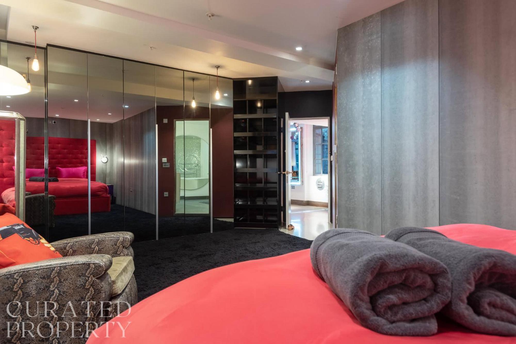 Amazingly Luxurious Loft Apartment, Soho - 3 Bedrooms, 2 Bath & Office Londres Exterior foto