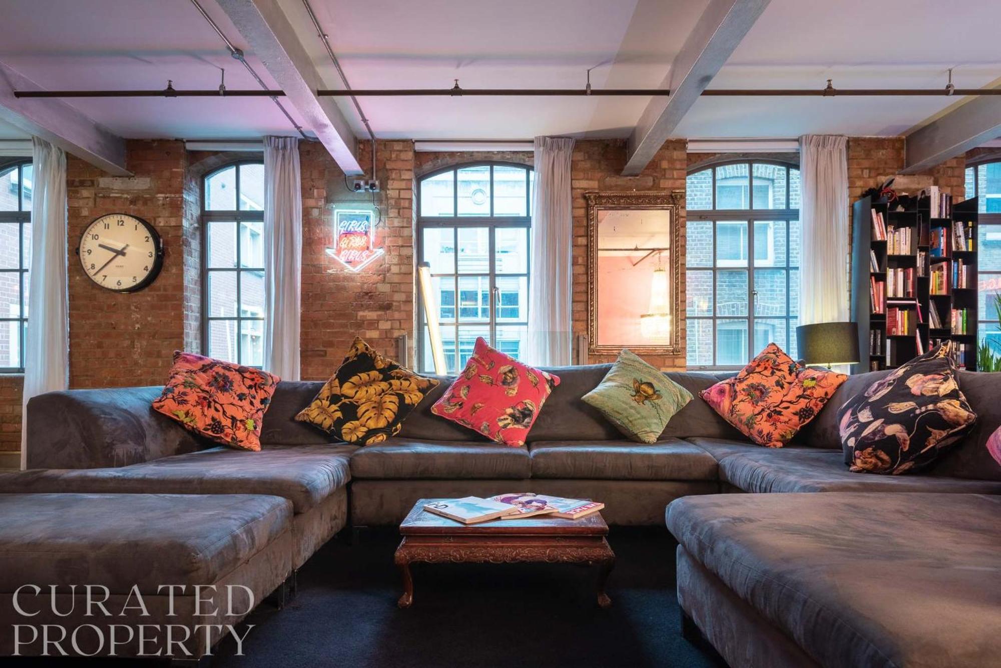 Amazingly Luxurious Loft Apartment, Soho - 3 Bedrooms, 2 Bath & Office Londres Exterior foto